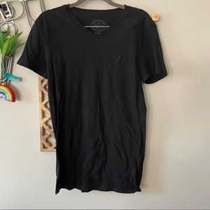 American Eagle Black Short Sleeve V-neck T-shirt
